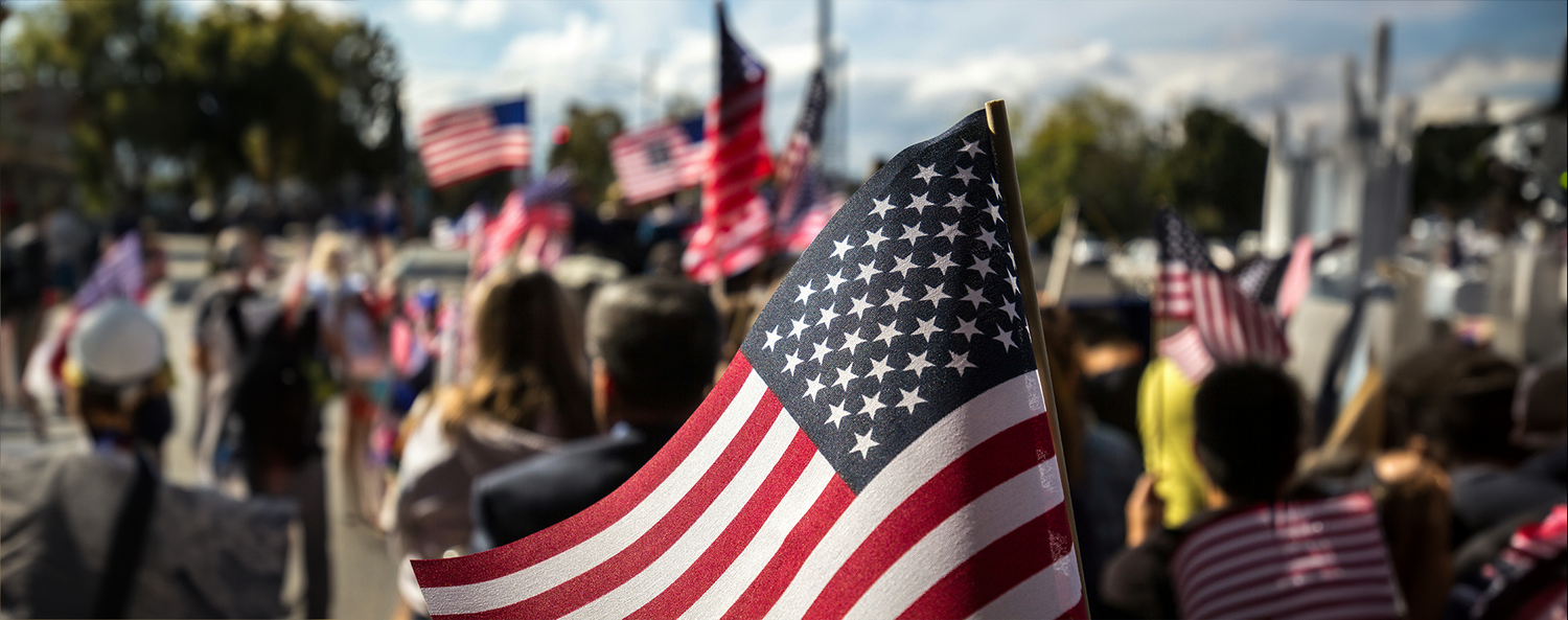 Red, White, and Woo-Hoo: July 4th Accessorizing Tips! 🎇🇺🇸