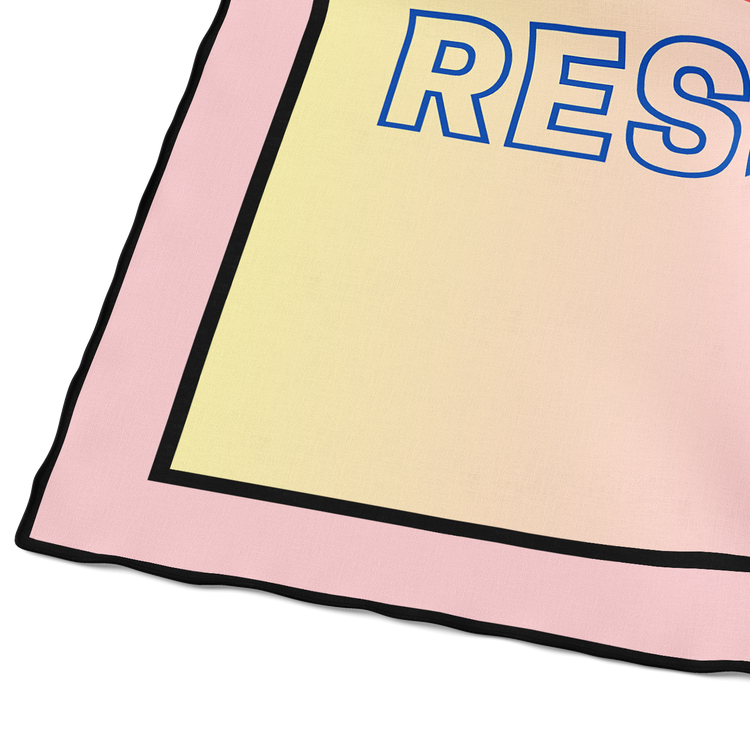 Read Think Resist, Beige